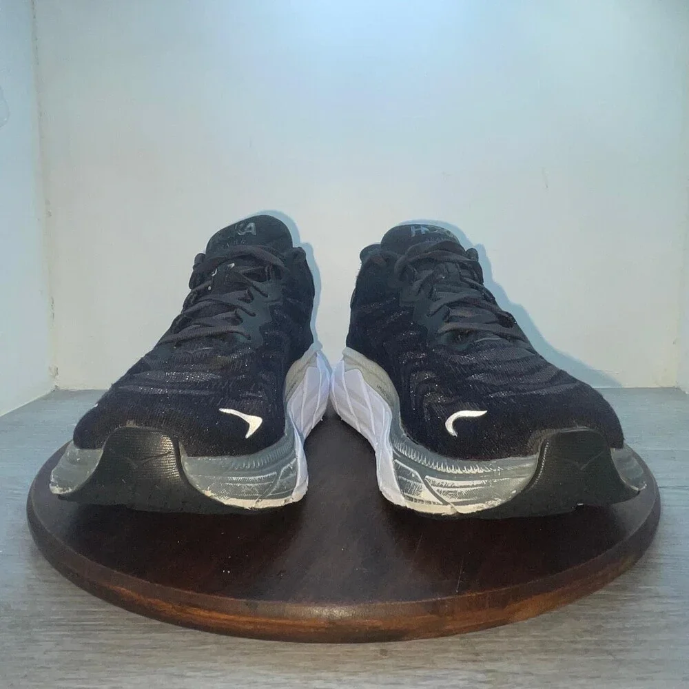 Hoka One One hoka one